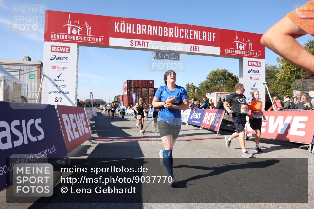 03.10.2025 - Köhlbrandbrückenlauf Lena Gebhardt http://msf.ph/oto/9037770 03.10.2025 13:14:57 Ziel 4202, 4224, 4232, 4282, 4406, 4533, 4784, 4890, 5054, 5173, 5525, 5535, 5737, 5760, 5761, 5814, 6017, 6128, 6129, 6293, 6344, 6454, 6815 meine-sportfotos.de