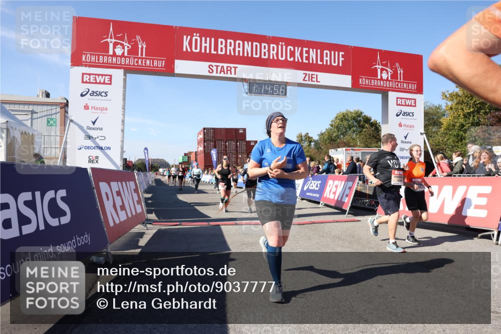 03.10.2025 - Köhlbrandbrückenlauf Lena Gebhardt http://msf.ph/oto/9037777 03.10.2025 13:14:57 Ziel 4202, 4224, 4232, 4282, 4406, 4533, 4784, 4890, 5054, 5173, 5525, 5535, 5737, 5760, 5761, 5814, 6017, 6128, 6129, 6293, 6344, 6454, 6815 meine-sportfotos.de