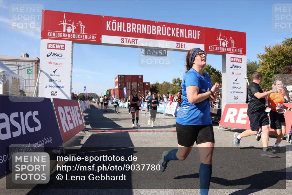 03.10.2025 - Köhlbrandbrückenlauf Lena Gebhardt http://msf.ph/oto/9037780 03.10.2025 13:14:57 Ziel 4202, 4224, 4232, 4282, 4406, 4533, 4784, 4890, 5054, 5173, 5525, 5535, 5737, 5760, 5761, 5814, 6017, 6128, 6129, 6293, 6344, 6454, 6815 meine-sportfotos.de