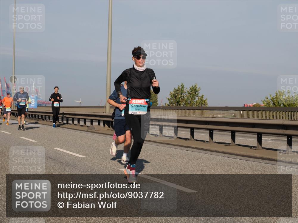 03.10.2025 - Köhlbrandbrückenlauf Fabian Wolf http://msf.ph/oto/9037782 03.10.2025 09:52:16 Position 3 2814 meine-sportfotos.de