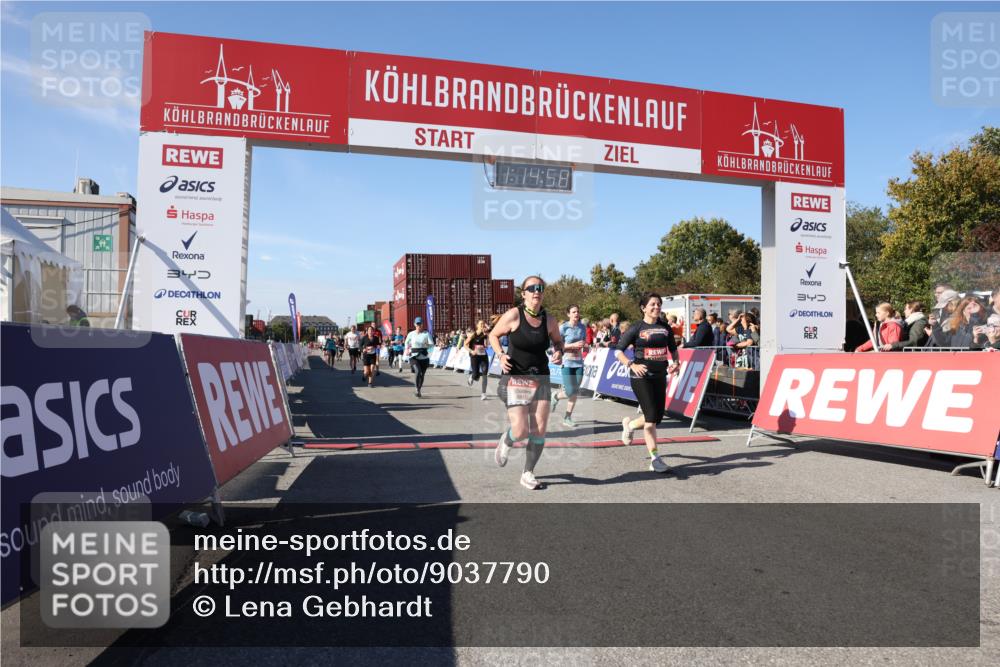 03.10.2025 - Köhlbrandbrückenlauf Lena Gebhardt http://msf.ph/oto/9037790 03.10.2025 13:14:58 Ziel 4224, 4232, 4244, 4282, 4406, 4784, 4890, 5054, 5173, 5525, 5535, 5737, 5760, 5761, 5814, 6017, 6128, 6129, 6293, 6344, 6454, 6815 meine-sportfotos.de