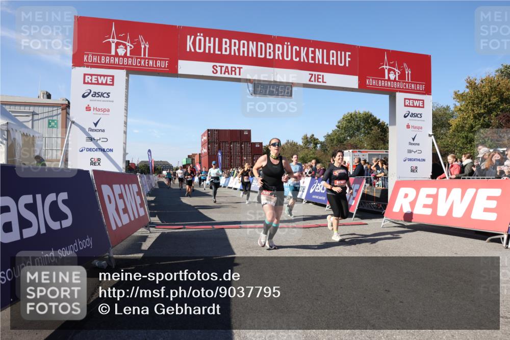 03.10.2025 - Köhlbrandbrückenlauf Lena Gebhardt http://msf.ph/oto/9037795 03.10.2025 13:14:58 Ziel 4224, 4232, 4244, 4282, 4406, 4784, 4890, 5054, 5173, 5525, 5535, 5737, 5760, 5761, 5814, 6017, 6128, 6129, 6293, 6344, 6454, 6815 meine-sportfotos.de