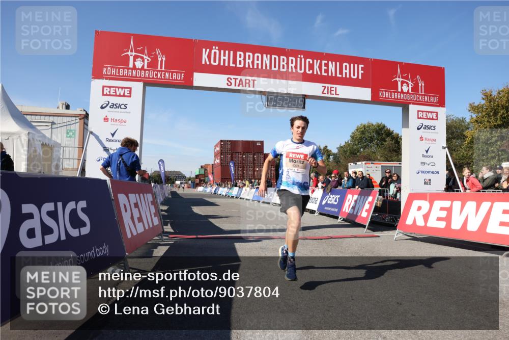 03.10.2025 - Köhlbrandbrückenlauf Lena Gebhardt http://msf.ph/oto/9037804 03.10.2025 12:52:20 Ziel 4301 meine-sportfotos.de