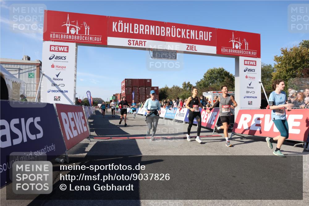 03.10.2025 - Köhlbrandbrückenlauf Lena Gebhardt http://msf.ph/oto/9037826 03.10.2025 13:15:00 Ziel 4224, 4232, 4244, 4282, 4406, 4784, 4890, 5054, 5173, 5525, 5535, 5737, 5760, 5761, 6017, 6128, 6129, 6293, 6454, 6810, 6815 meine-sportfotos.de
