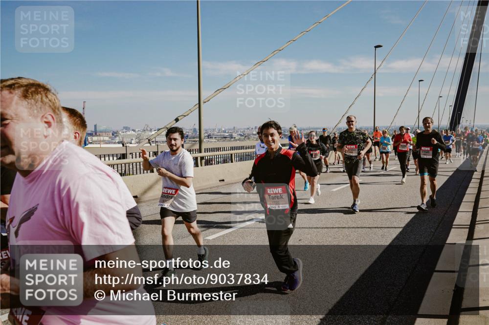 03.10.2025 - Köhlbrandbrückenlauf Michael Burmester http://msf.ph/oto/9037834 03.10.2025 12:30:38 Position 1 361, 4736 meine-sportfotos.de