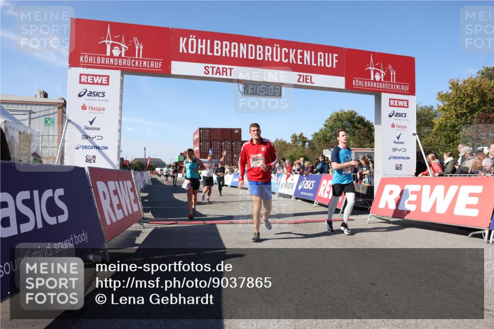 03.10.2025 - Köhlbrandbrückenlauf Lena Gebhardt http://msf.ph/oto/9037865 03.10.2025 13:15:03 Ziel 4090, 4232, 4244, 4282, 4406, 4784, 5054, 5173, 5737, 6017, 6128, 6129, 6189, 6249, 6252, 6293, 6454, 6810, 6815 meine-sportfotos.de