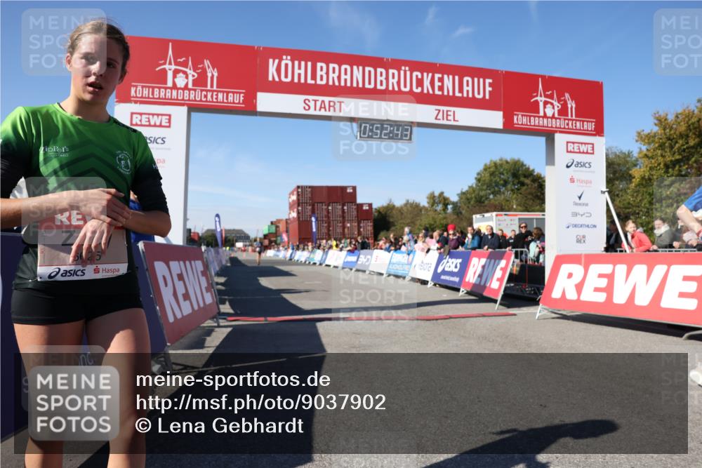 03.10.2025 - Köhlbrandbrückenlauf Lena Gebhardt http://msf.ph/oto/9037902 03.10.2025 12:52:44 Ziel 4013, 4019, 4034, 6087, 6625 meine-sportfotos.de