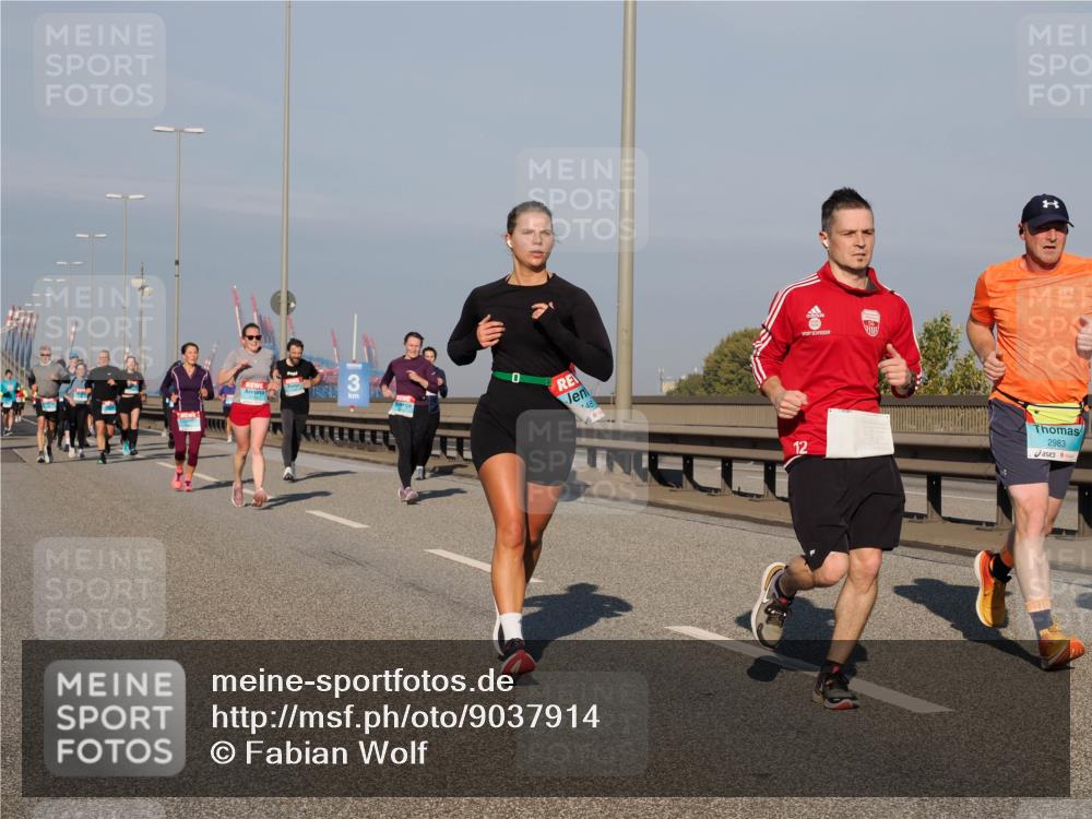 03.10.2025 - Köhlbrandbrückenlauf Fabian Wolf http://msf.ph/oto/9037914 03.10.2025 09:52:24 Position 3 0, 3, 12, 2983 meine-sportfotos.de