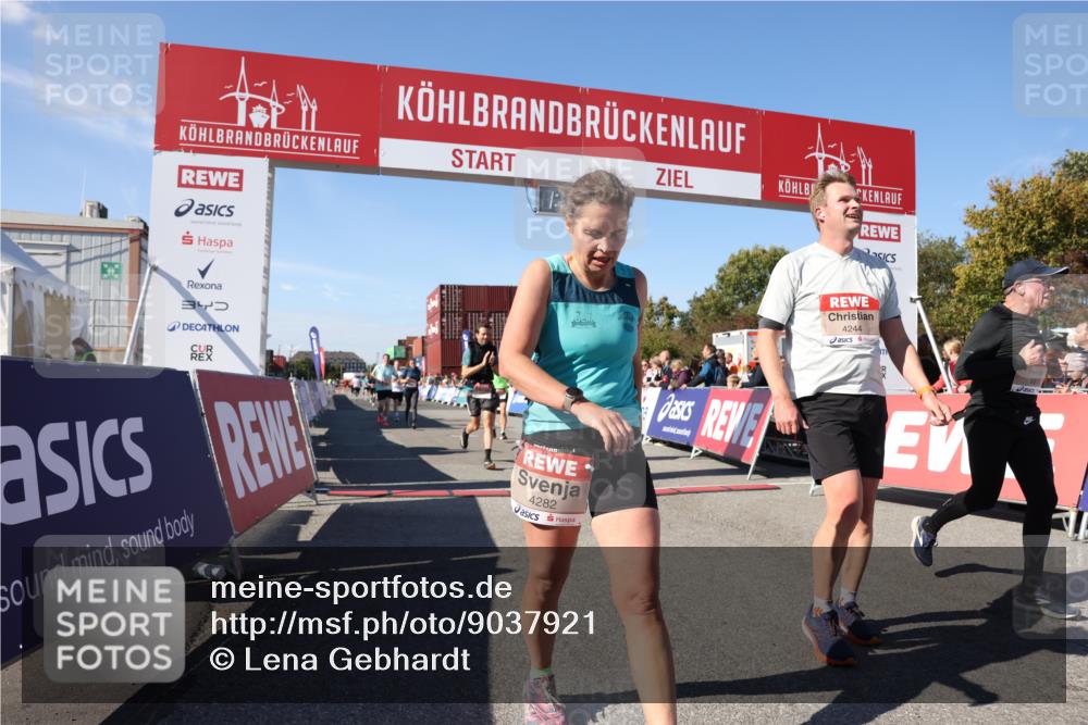 03.10.2025 - Köhlbrandbrückenlauf Lena Gebhardt http://msf.ph/oto/9037921 03.10.2025 13:15:08 Ziel 4090, 4232, 4244, 4282, 4784, 5173, 5186, 5737, 6128, 6129, 6189, 6249, 6252, 6370, 6454, 6591, 6810 meine-sportfotos.de