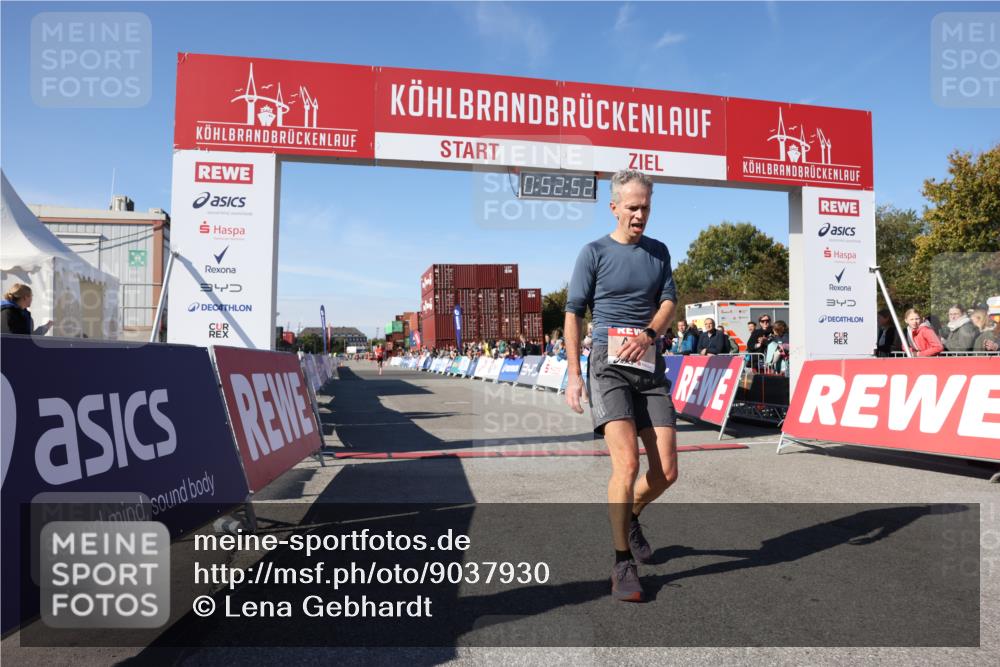 03.10.2025 - Köhlbrandbrückenlauf Lena Gebhardt http://msf.ph/oto/9037930 03.10.2025 12:52:53 Ziel 4034, 4040 meine-sportfotos.de
