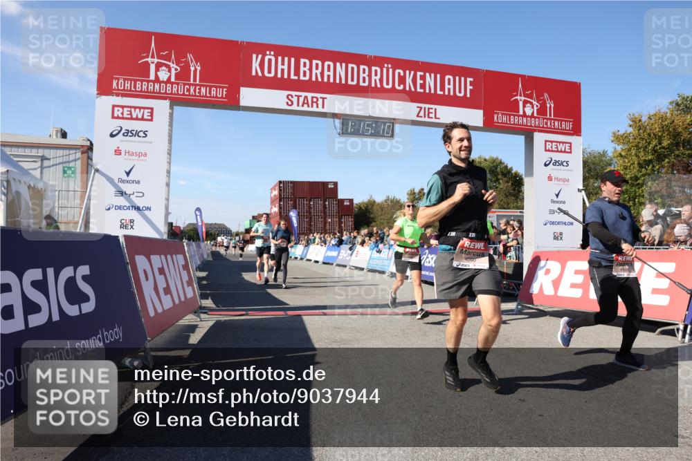 03.10.2025 - Köhlbrandbrückenlauf Lena Gebhardt http://msf.ph/oto/9037944 03.10.2025 13:15:10 Ziel 4090, 4244, 4282, 5173, 5186, 5737, 6189, 6249, 6252, 6370, 6454, 6591, 6810 meine-sportfotos.de