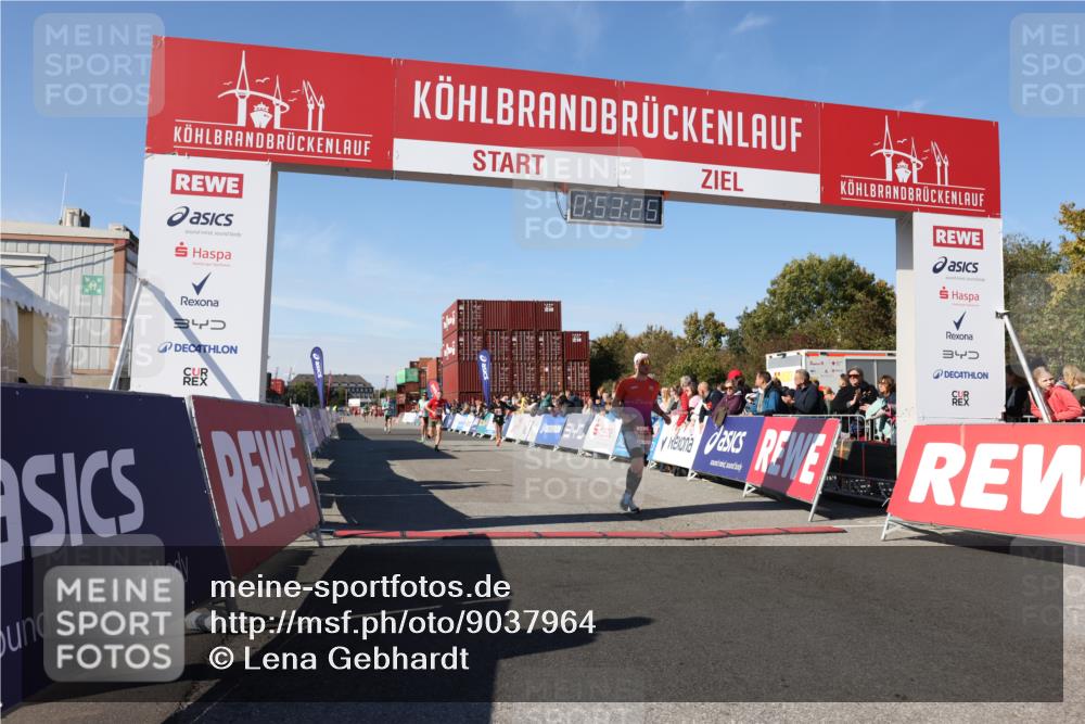 03.10.2025 - Köhlbrandbrückenlauf Lena Gebhardt http://msf.ph/oto/9037964 03.10.2025 12:53:25 Ziel 4029, 4142, 5786, 6241, 6656, 6804 meine-sportfotos.de