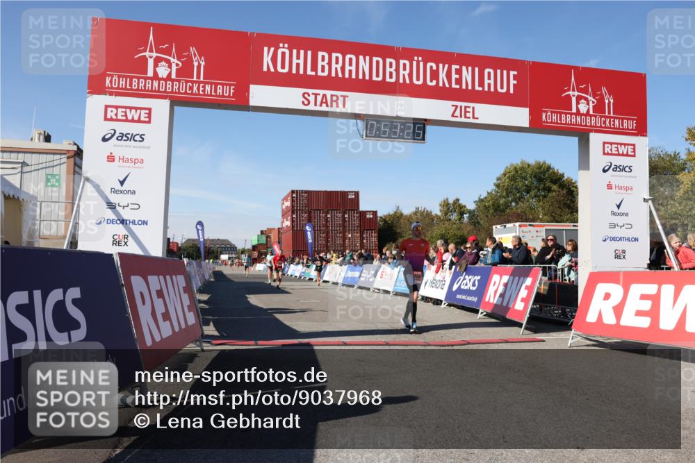 03.10.2025 - Köhlbrandbrückenlauf Lena Gebhardt http://msf.ph/oto/9037968 03.10.2025 12:53:26 Ziel 4029, 4142, 5786, 6241, 6656, 6804 meine-sportfotos.de