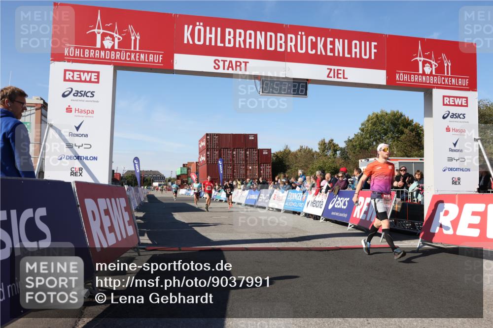 03.10.2025 - Köhlbrandbrückenlauf Lena Gebhardt http://msf.ph/oto/9037991 03.10.2025 12:53:26 Ziel 4029, 4142, 5786, 6241, 6656, 6804 meine-sportfotos.de