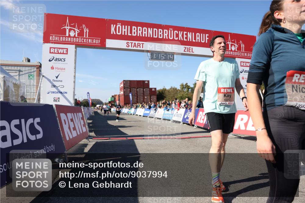 03.10.2025 - Köhlbrandbrückenlauf Lena Gebhardt http://msf.ph/oto/9037994 03.10.2025 13:15:14 Ziel 4090, 4244, 4610, 5186, 6189, 6249, 6252, 6370, 6591, 6773, 6790, 6810 meine-sportfotos.de