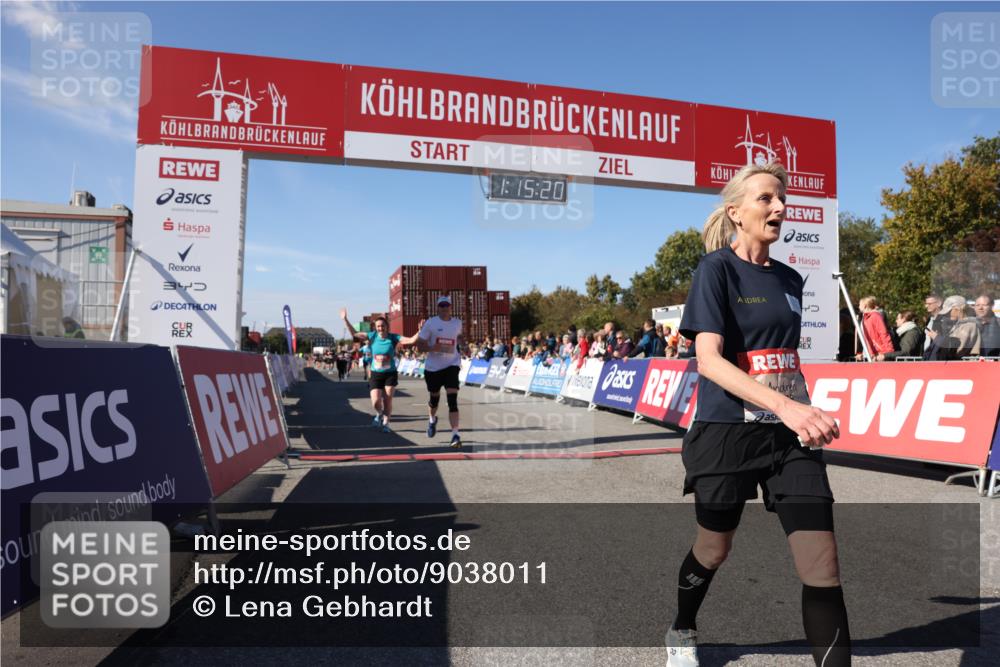 03.10.2025 - Köhlbrandbrückenlauf Lena Gebhardt http://msf.ph/oto/9038011 03.10.2025 13:15:20 Ziel 4031, 4610, 5186, 5771, 6370, 6535, 6591, 6773, 6790 meine-sportfotos.de