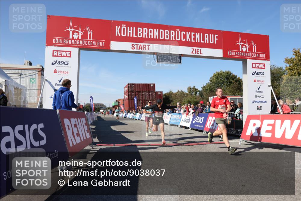 03.10.2025 - Köhlbrandbrückenlauf Lena Gebhardt http://msf.ph/oto/9038037 03.10.2025 12:53:29 Ziel 4029, 4142, 4155, 6241, 6656, 6804 meine-sportfotos.de