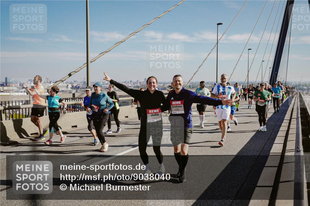 03.10.2025 - Köhlbrandbrückenlauf Michael Burmester http://msf.ph/oto/9038040 03.10.2025 12:30:49 Position 1 5291, 4204 meine-sportfotos.de