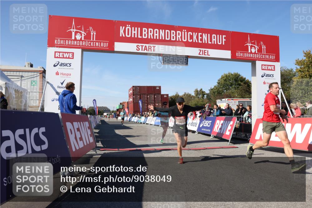 03.10.2025 - Köhlbrandbrückenlauf Lena Gebhardt http://msf.ph/oto/9038049 03.10.2025 12:53:30 Ziel 4029, 4155, 6241, 6656, 6804 meine-sportfotos.de
