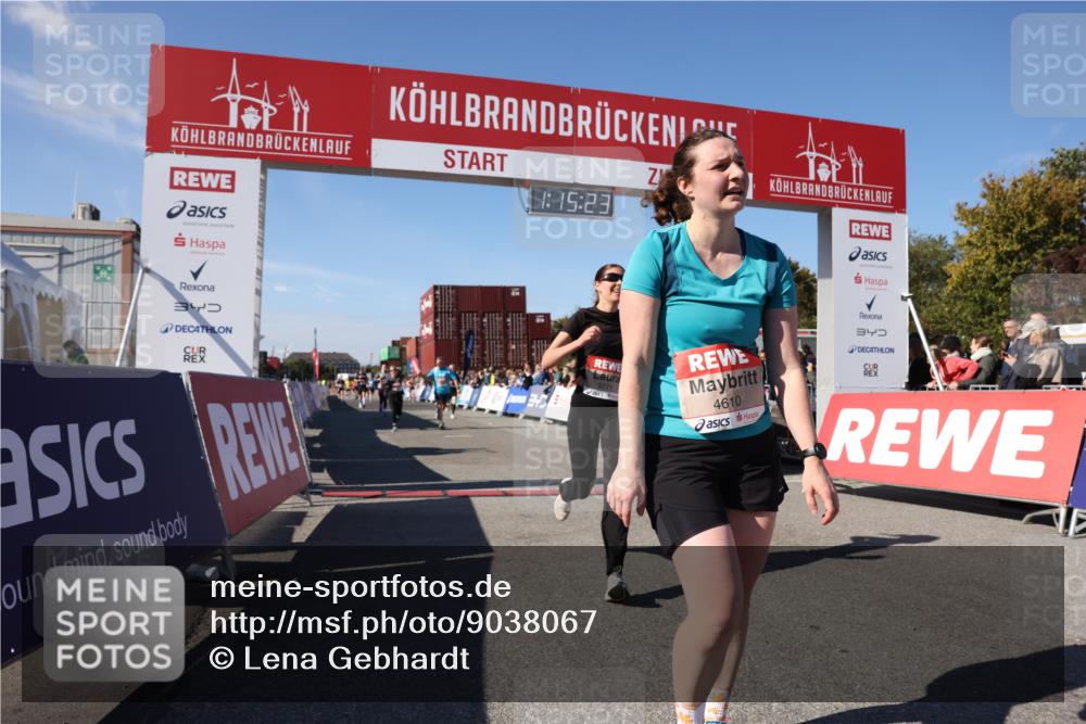 03.10.2025 - Köhlbrandbrückenlauf Lena Gebhardt http://msf.ph/oto/9038067 03.10.2025 13:15:23 Ziel 4031, 4610, 5309, 5771, 6535, 6772, 6773, 6790 meine-sportfotos.de