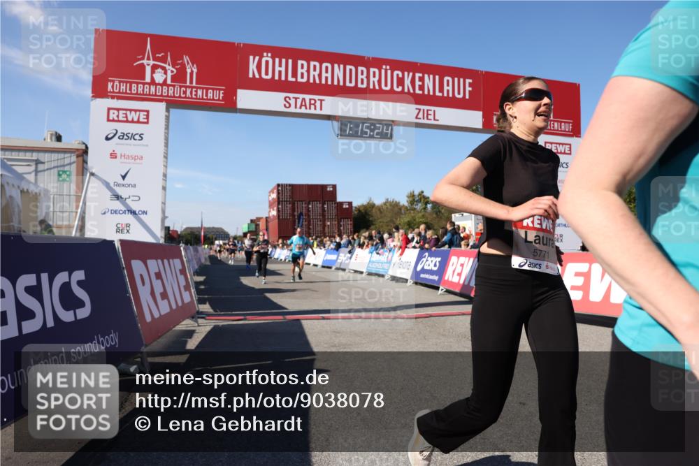 03.10.2025 - Köhlbrandbrückenlauf Lena Gebhardt http://msf.ph/oto/9038078 03.10.2025 13:15:24 Ziel 4031, 4267, 4610, 4962, 5309, 5771, 6535, 6772, 6773, 6790 meine-sportfotos.de