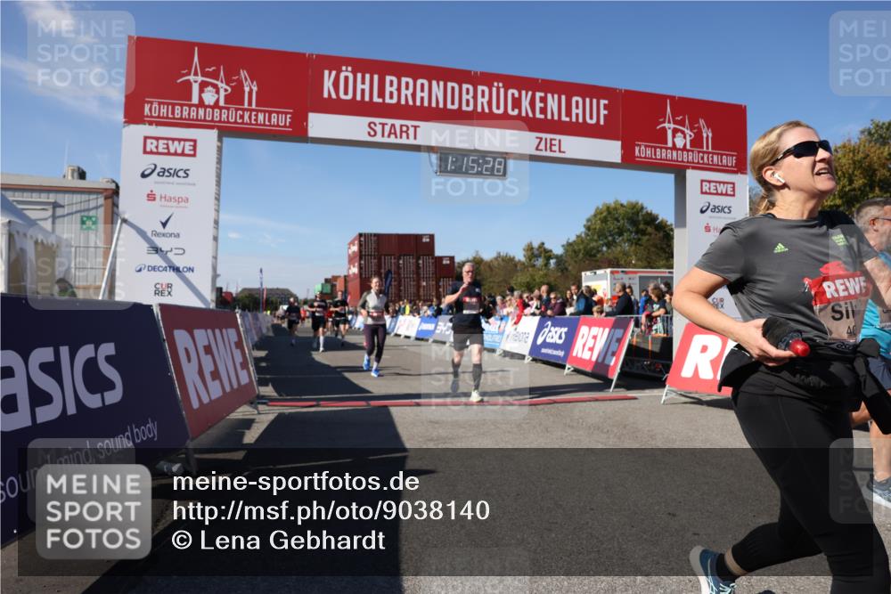 03.10.2025 - Köhlbrandbrückenlauf Lena Gebhardt http://msf.ph/oto/9038140 03.10.2025 13:15:29 Ziel 4031, 4267, 4610, 4797, 4871, 4958, 4962, 5309, 5771, 6019, 6535, 6772, 6790 meine-sportfotos.de