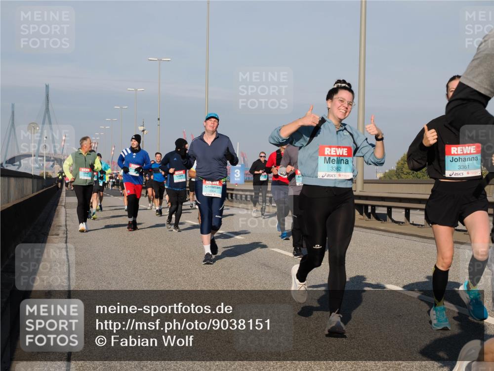 03.10.2025 - Köhlbrandbrückenlauf Fabian Wolf http://msf.ph/oto/9038151 03.10.2025 09:52:35 Position 3 1364, 3362, 3361 meine-sportfotos.de