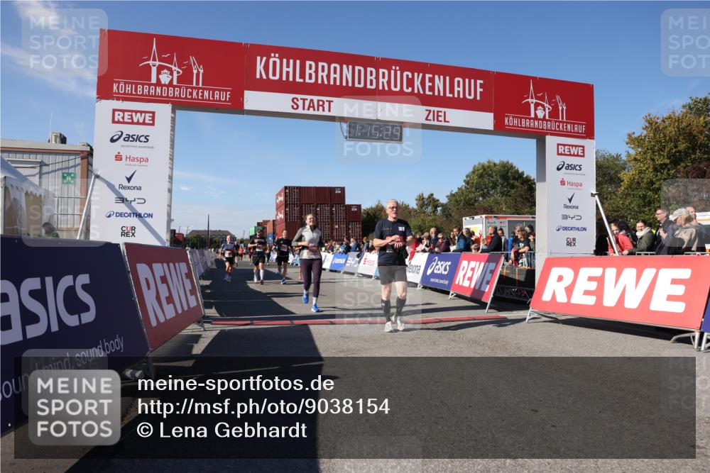 03.10.2025 - Köhlbrandbrückenlauf Lena Gebhardt http://msf.ph/oto/9038154 03.10.2025 13:15:29 Ziel 4031, 4267, 4610, 4797, 4871, 4958, 4962, 5309, 5771, 6019, 6535, 6772, 6790 meine-sportfotos.de