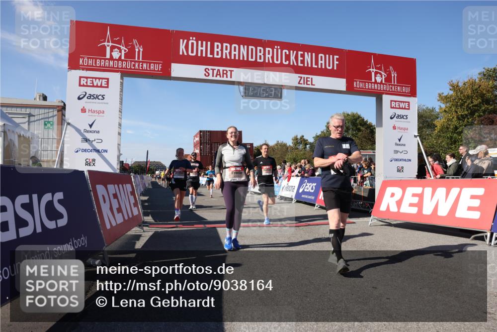 03.10.2025 - Köhlbrandbrückenlauf Lena Gebhardt http://msf.ph/oto/9038164 03.10.2025 13:15:31 Ziel 4031, 4267, 4399, 4577, 4678, 4704, 4797, 4871, 4958, 4962, 5309, 5771, 6019, 6535, 6772 meine-sportfotos.de