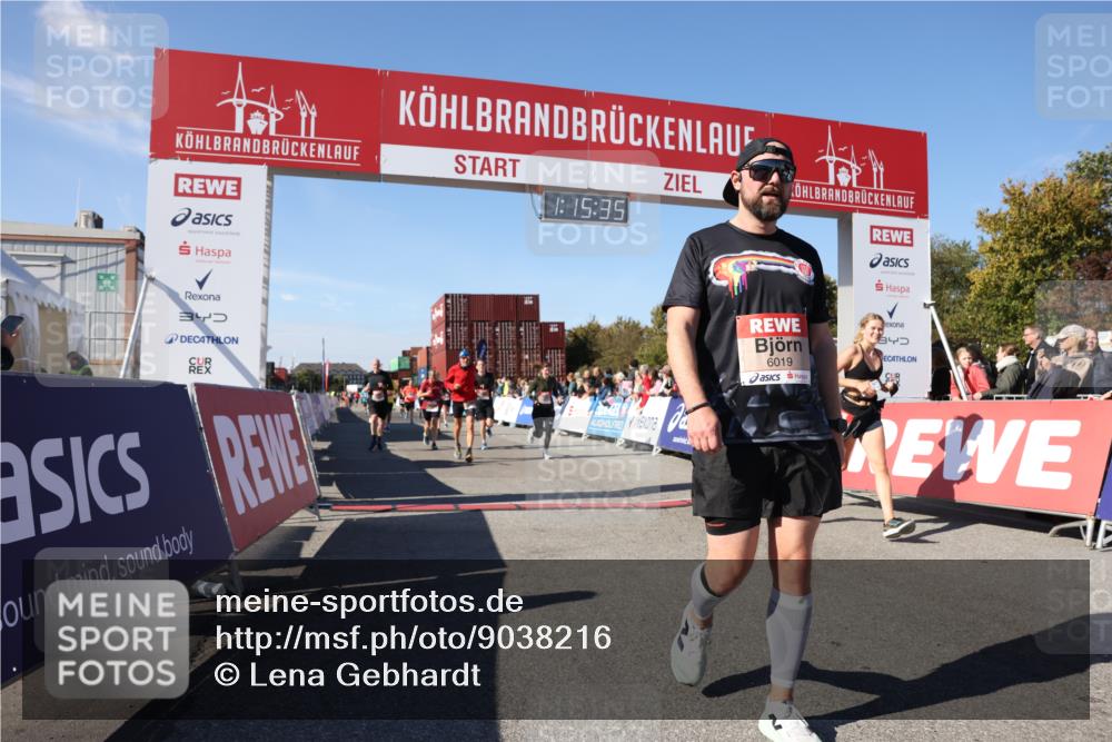 03.10.2025 - Köhlbrandbrückenlauf Lena Gebhardt http://msf.ph/oto/9038216 03.10.2025 13:15:36 Ziel 4031, 4210, 4267, 4399, 4421, 4577, 4604, 4678, 4704, 4797, 4803, 4871, 4958, 4962, 5309, 5768, 5942, 6019, 6535, 6772 meine-sportfotos.de