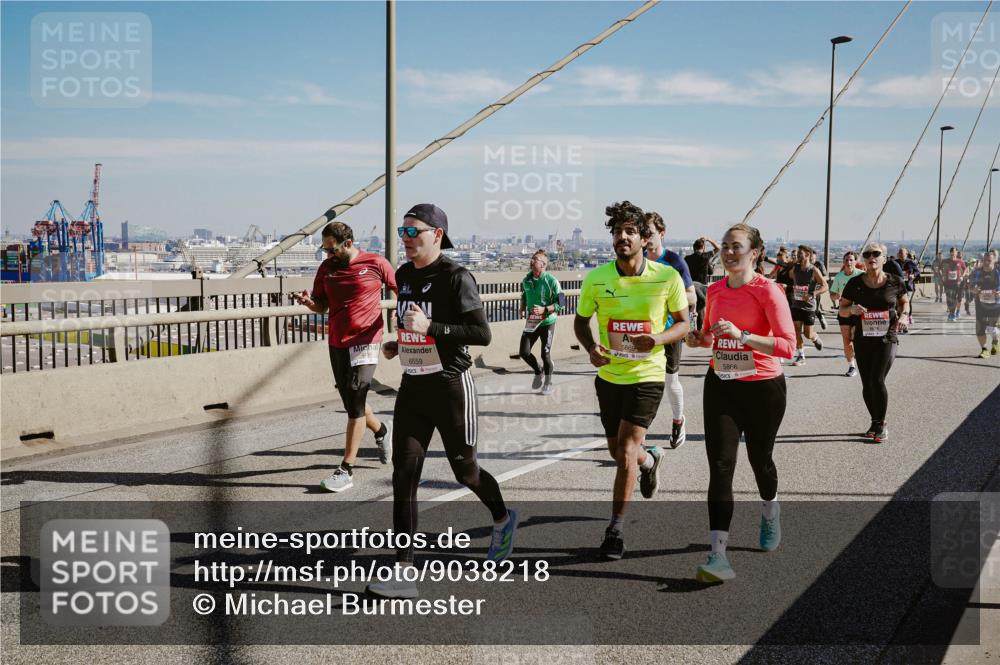 03.10.2025 - Köhlbrandbrückenlauf Michael Burmester http://msf.ph/oto/9038218 03.10.2025 12:30:58 Position 1 6559, 5866 meine-sportfotos.de