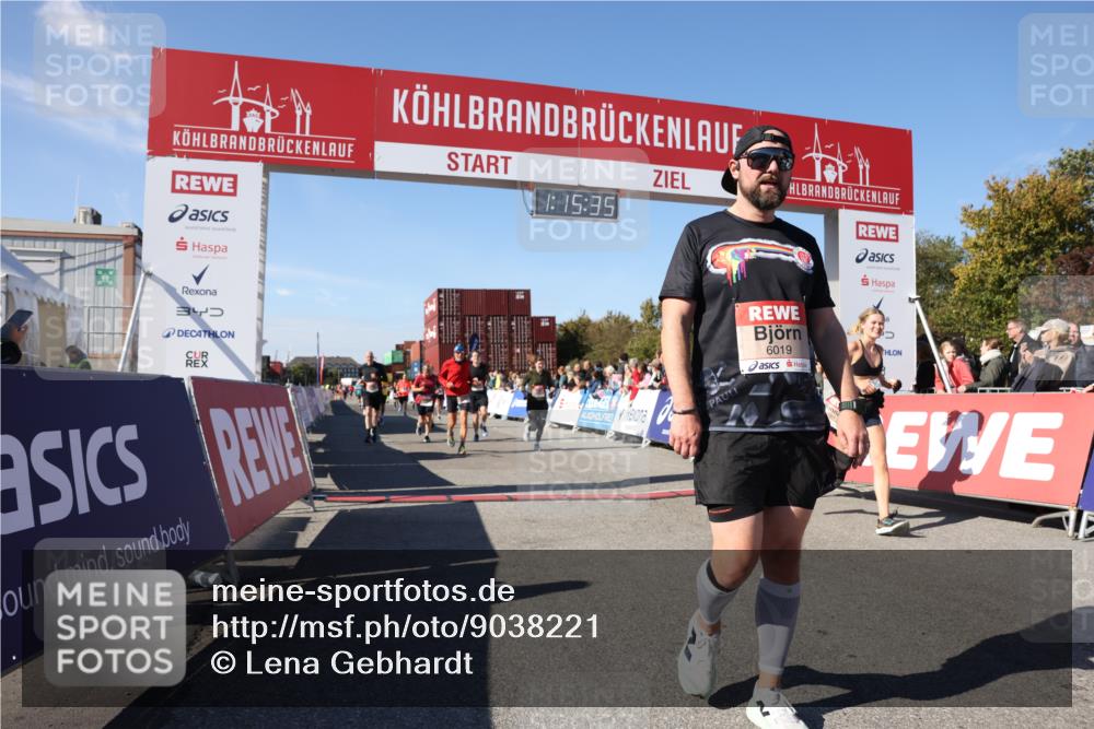 03.10.2025 - Köhlbrandbrückenlauf Lena Gebhardt http://msf.ph/oto/9038221 03.10.2025 13:15:36 Ziel 4031, 4210, 4267, 4399, 4421, 4577, 4604, 4678, 4704, 4797, 4803, 4871, 4958, 4962, 5309, 5768, 5942, 6019, 6535, 6772 meine-sportfotos.de