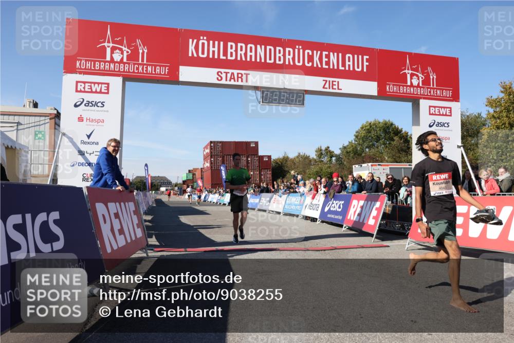 03.10.2025 - Köhlbrandbrückenlauf Lena Gebhardt http://msf.ph/oto/9038255 03.10.2025 12:53:43 Ziel 4043, 4155, 6085, 6422, 6624 meine-sportfotos.de