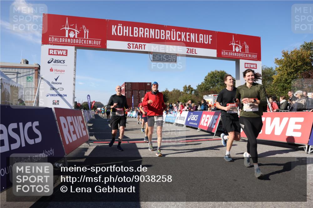 03.10.2025 - Köhlbrandbrückenlauf Lena Gebhardt http://msf.ph/oto/9038258 03.10.2025 13:15:39 Ziel 4210, 4267, 4399, 4421, 4577, 4604, 4678, 4704, 4797, 4803, 4871, 4885, 4958, 4962, 5309, 5768, 5942, 6019, 6112 meine-sportfotos.de