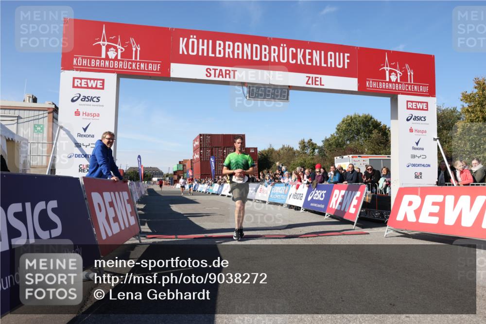 03.10.2025 - Köhlbrandbrückenlauf Lena Gebhardt http://msf.ph/oto/9038272 03.10.2025 12:53:43 Ziel 4043, 4155, 6085, 6422, 6624 meine-sportfotos.de