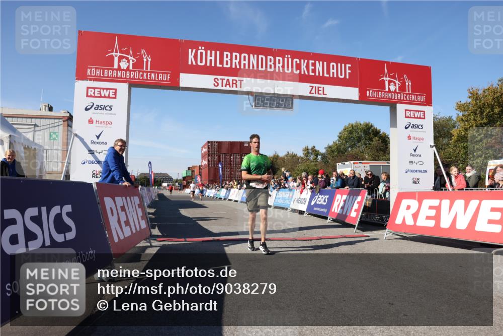 03.10.2025 - Köhlbrandbrückenlauf Lena Gebhardt http://msf.ph/oto/9038279 03.10.2025 12:53:43 Ziel 4043, 4155, 6085, 6422, 6624 meine-sportfotos.de