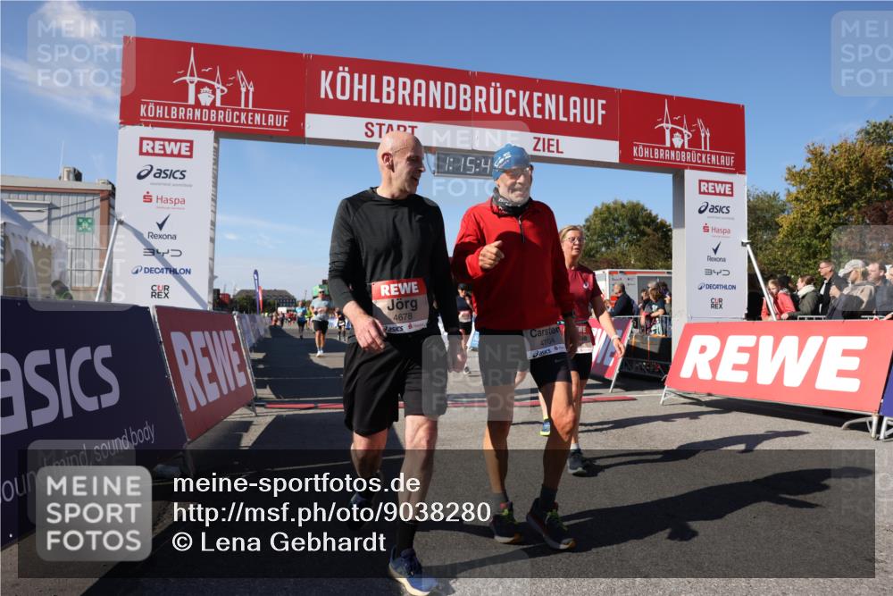 03.10.2025 - Köhlbrandbrückenlauf Lena Gebhardt http://msf.ph/oto/9038280 03.10.2025 13:15:40 Ziel 4210, 4267, 4399, 4421, 4577, 4604, 4678, 4704, 4797, 4803, 4871, 4885, 4958, 4962, 5768, 5800, 5942, 6019, 6112 meine-sportfotos.de