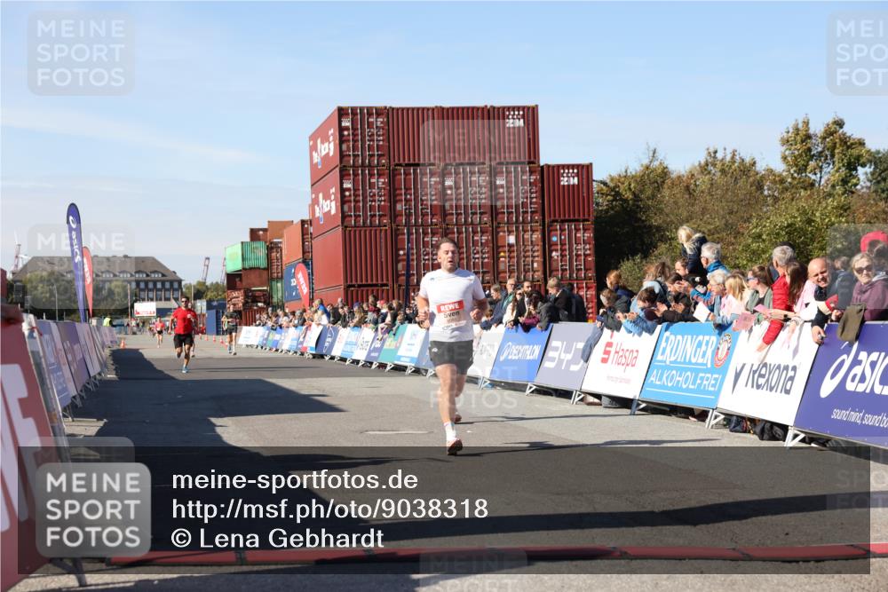 03.10.2025 - Köhlbrandbrückenlauf Lena Gebhardt http://msf.ph/oto/9038318 03.10.2025 12:53:47 Ziel 4043, 4088, 6085, 6422, 6624 meine-sportfotos.de