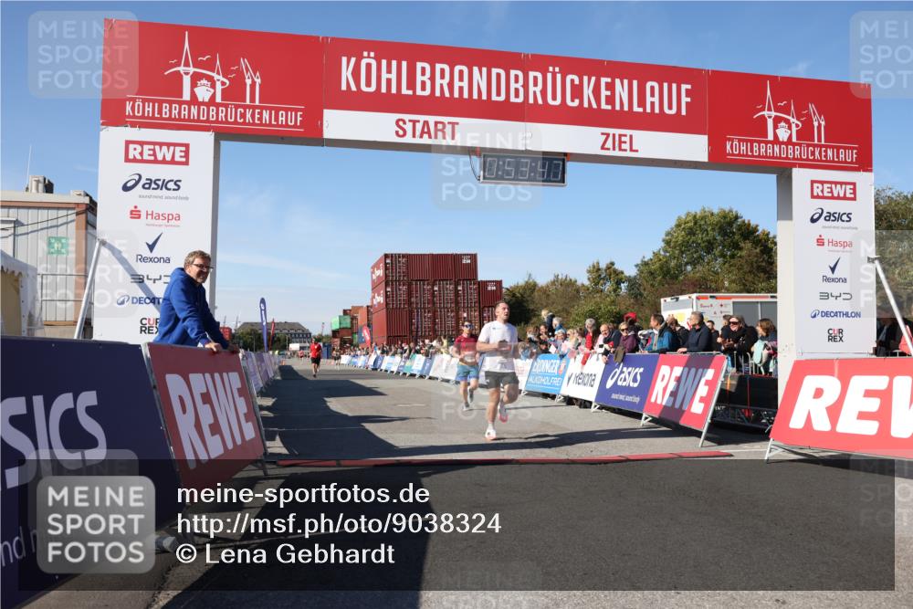 03.10.2025 - Köhlbrandbrückenlauf Lena Gebhardt http://msf.ph/oto/9038324 03.10.2025 12:53:48 Ziel 4043, 4088, 6085, 6422, 6624 meine-sportfotos.de