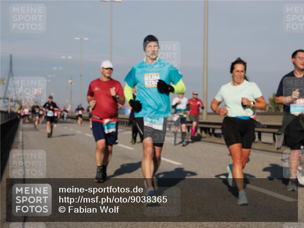 03.10.2025 - Köhlbrandbrückenlauf Fabian Wolf http://msf.ph/oto/9038365 03.10.2025 09:52:45 Position 3  meine-sportfotos.de