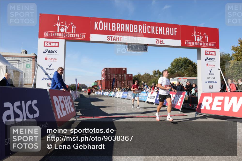 03.10.2025 - Köhlbrandbrückenlauf Lena Gebhardt http://msf.ph/oto/9038367 03.10.2025 12:53:48 Ziel 4043, 4088, 6085, 6422, 6624 meine-sportfotos.de