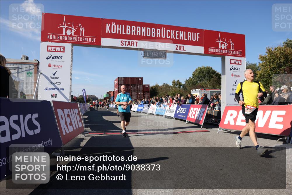 03.10.2025 - Köhlbrandbrückenlauf Lena Gebhardt http://msf.ph/oto/9038373 03.10.2025 13:15:49 Ziel 4210, 4374, 4421, 4604, 4677, 4885, 5768, 5800, 5801, 5879, 5942, 6112, 6301, 6445, 6536 meine-sportfotos.de