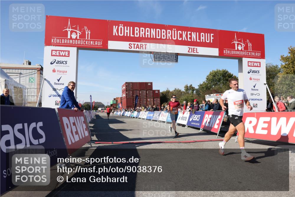 03.10.2025 - Köhlbrandbrückenlauf Lena Gebhardt http://msf.ph/oto/9038376 03.10.2025 12:53:49 Ziel 4043, 4088, 6085, 6422, 6624 meine-sportfotos.de