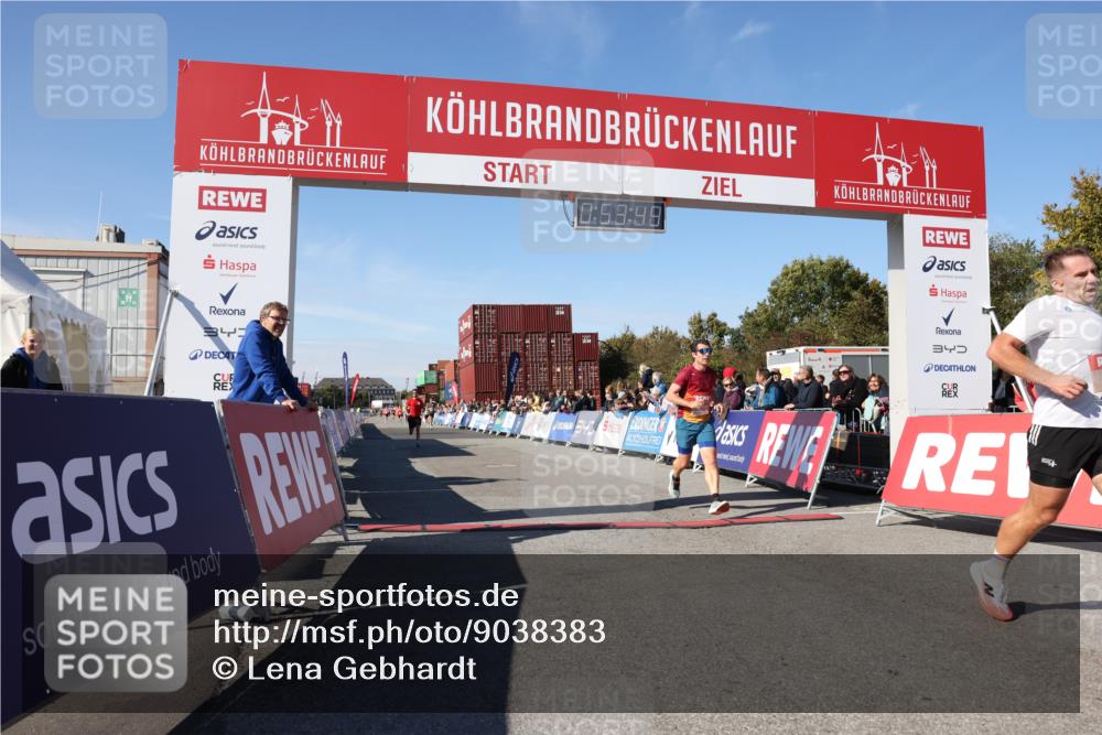 03.10.2025 - Köhlbrandbrückenlauf Lena Gebhardt http://msf.ph/oto/9038383 03.10.2025 12:53:49 Ziel 4043, 4088, 6085, 6422, 6624 meine-sportfotos.de