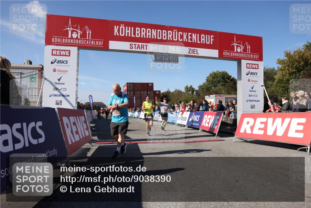 03.10.2025 - Köhlbrandbrückenlauf Lena Gebhardt http://msf.ph/oto/9038390 03.10.2025 13:15:51 Ziel 4210, 4374, 4604, 4677, 4833, 4885, 5768, 5800, 5801, 5879, 6112, 6301, 6445, 6507, 6536 meine-sportfotos.de