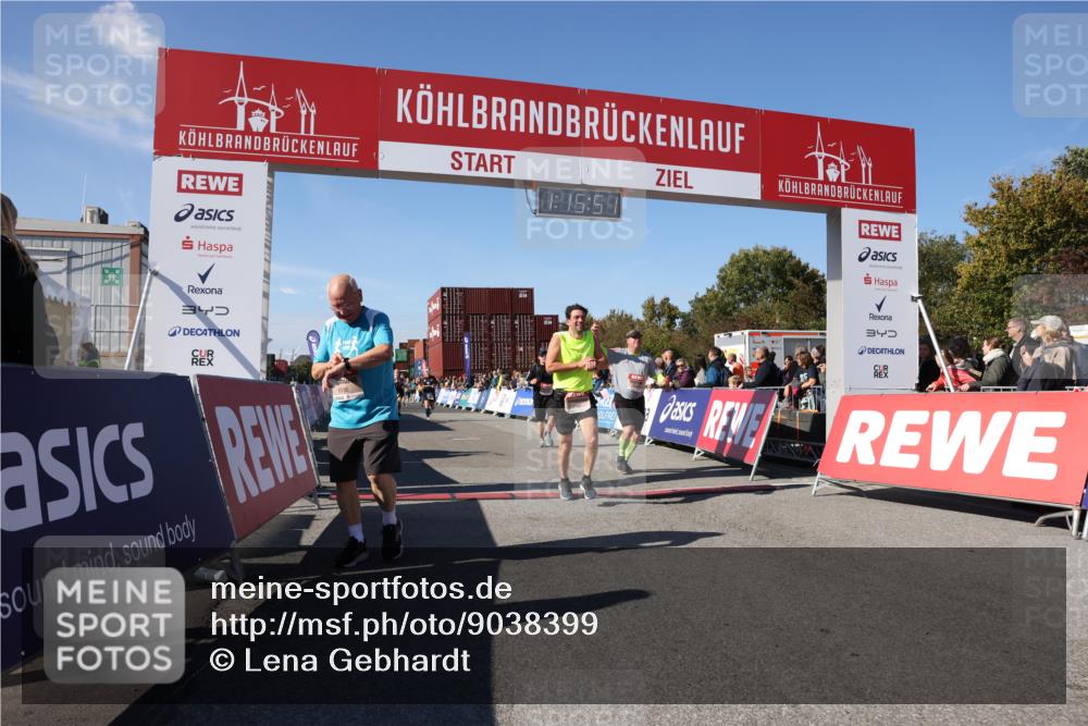 03.10.2025 - Köhlbrandbrückenlauf Lena Gebhardt http://msf.ph/oto/9038399 03.10.2025 13:15:51 Ziel 4210, 4374, 4604, 4677, 4833, 4885, 5768, 5800, 5801, 5879, 6112, 6301, 6445, 6507, 6536 meine-sportfotos.de