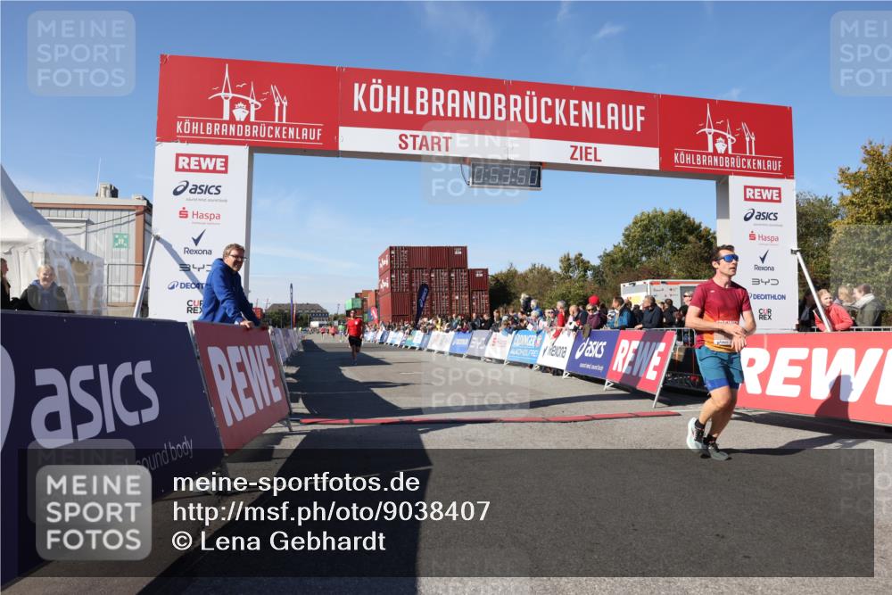 03.10.2025 - Köhlbrandbrückenlauf Lena Gebhardt http://msf.ph/oto/9038407 03.10.2025 12:53:50 Ziel 4043, 4088, 6085, 6422, 6624 meine-sportfotos.de