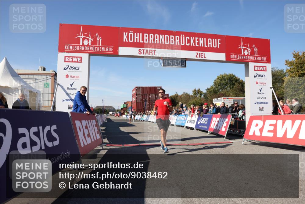 03.10.2025 - Köhlbrandbrückenlauf Lena Gebhardt http://msf.ph/oto/9038462 03.10.2025 12:53:53 Ziel 4088, 6002, 6085, 6422, 6817 meine-sportfotos.de