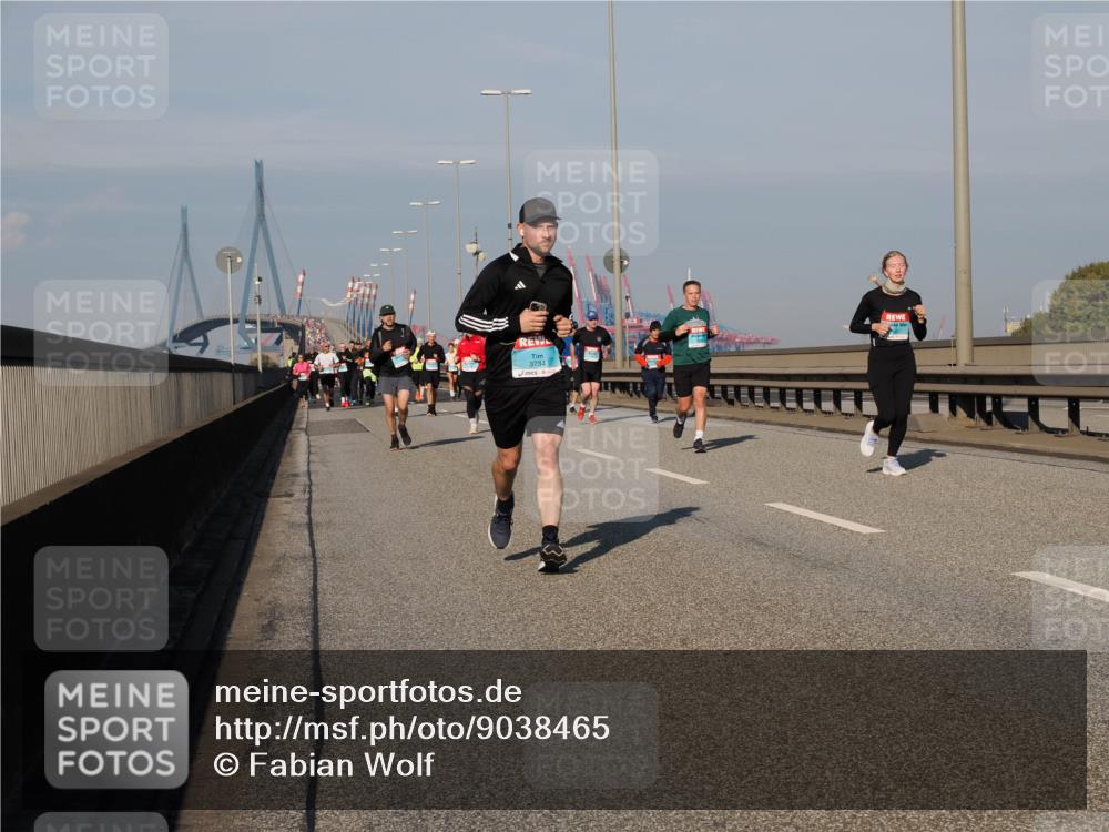 03.10.2025 - Köhlbrandbrückenlauf Fabian Wolf http://msf.ph/oto/9038465 03.10.2025 09:52:50 Position 3 3734 meine-sportfotos.de