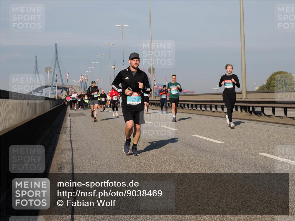 03.10.2025 - Köhlbrandbrückenlauf Fabian Wolf http://msf.ph/oto/9038469 03.10.2025 09:52:50 Position 3 3734 meine-sportfotos.de